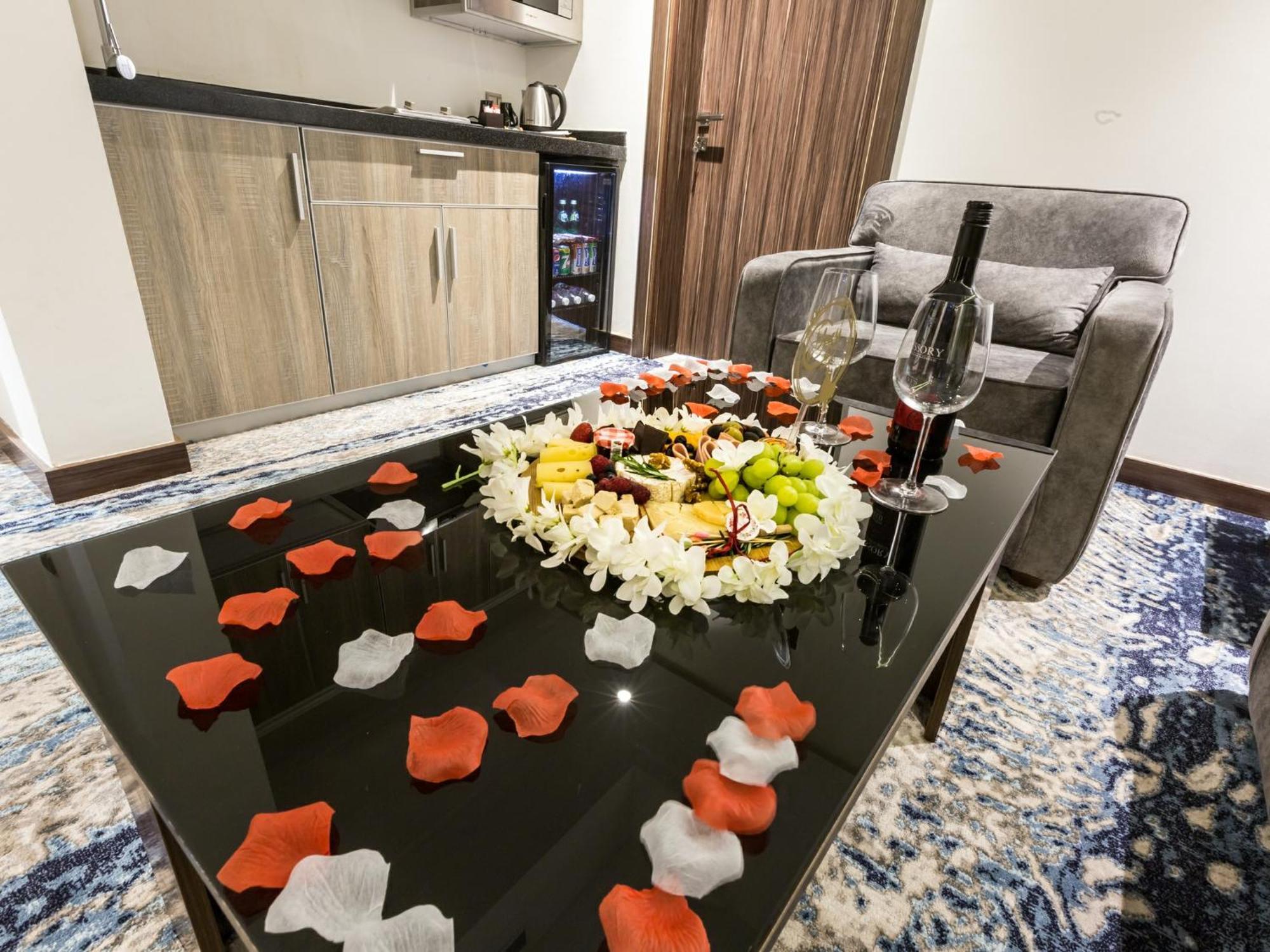 White Diamond Hotel Sari Τζέντα Εξωτερικό φωτογραφία