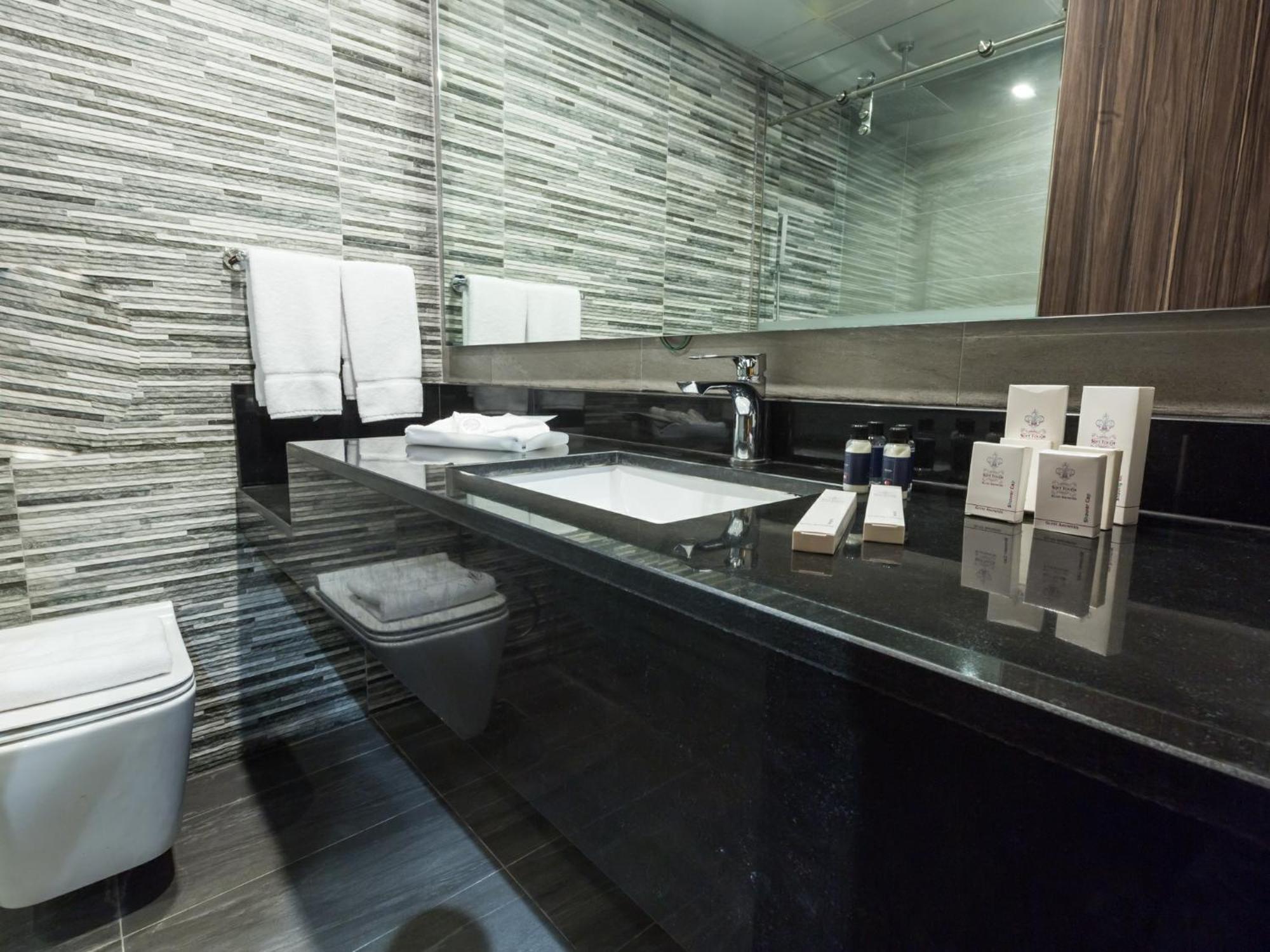 White Diamond Hotel Sari Τζέντα Δωμάτιο φωτογραφία
